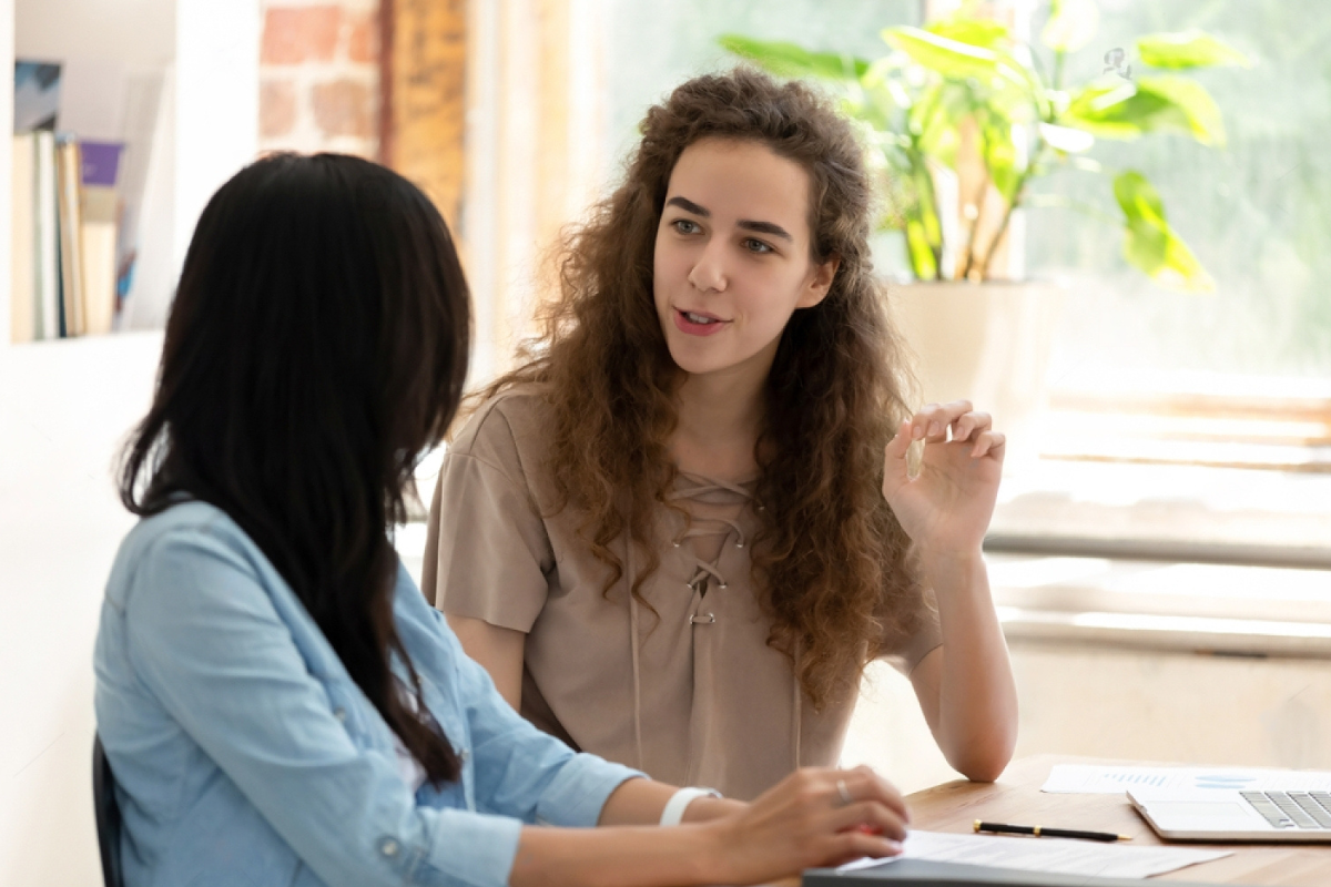 ESL Coaching: Enhancing Language Proficiency and Cultural Integration