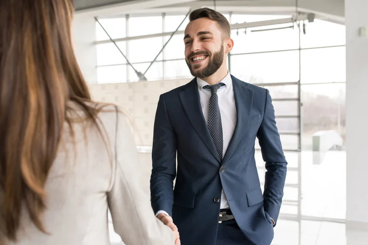 Hire Sales Closers – How to Build a Winning Sales Team that Converts