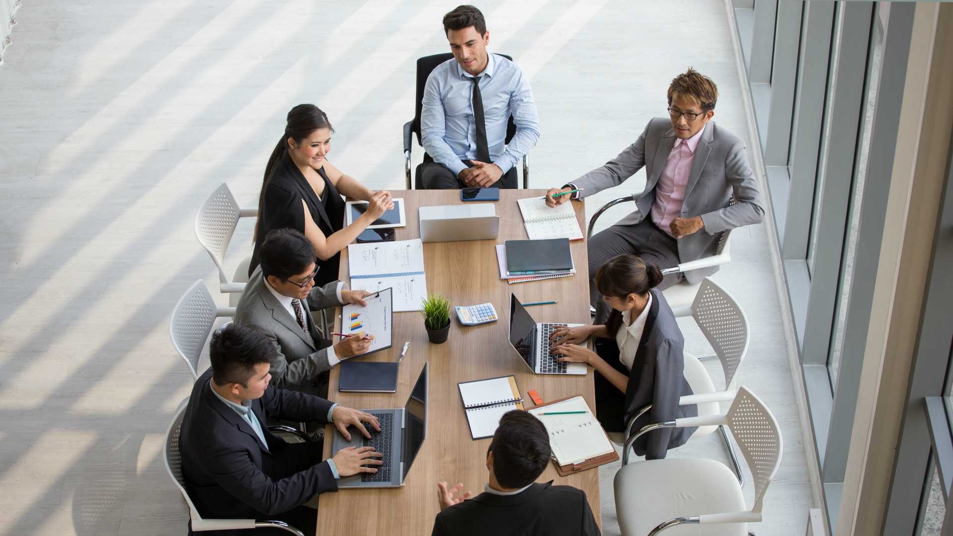 Professional Sales Training How to Master the Art of Selling with Confidence and Strategy